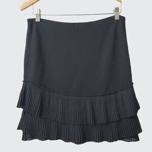 Ann Taylor Black Pleated Tiered Skirt Size 4 Womens Elegant Office Wear